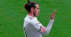Lee más sobre el artículo La Liga denuncia el gesto de Bale en el derbi y podría ser sancionado