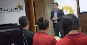 Lee más sobre el artículo La Gobernación fortalece el sector TIC en Dosquebradas