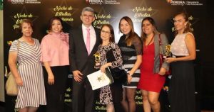 Lee más sobre el artículo DOCENTES, GRANDES ESTRELLAS DE LA NOCHE