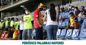 Lee más sobre el artículo VOLVIÓ LA ALEGRÍA DEL PÚBLICO AL ESTADIO HERNÁN RAMÍREZ VILLEGAS