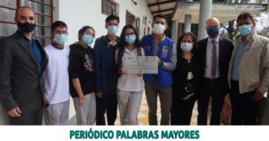 Lee más sobre el artículo Colegio Veracruz de Santa Rosa de Cabal recibe reconocimiento por la implementación del idioma francés
