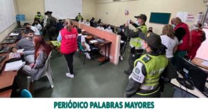 Lee más sobre el artículo EL GOBIERNO PEREIRA GARANTIZA LA CONVIVENCIA EN COLEGIOS DE PEREIRA A TRAVÉS DEL PLAN COLEGIOS SEGUROS