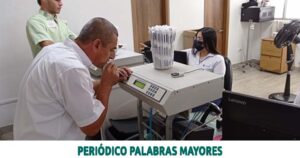 Lee más sobre el artículo PRUEBAS DE ALCOHOLIMETRÍA GARANTIZAN LA SEGURIDAD DE LOS VIAJEROS EN EL TERMINAL DE TRANSPORTES