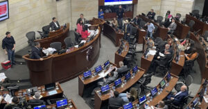 Lee más sobre el artículo Senado y Gobierno acuerdan establecer Estatuto del Motociclista para disminuir accidentalidad vial