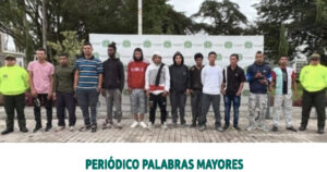 Lee más sobre el artículo Asegurados 12 presuntos integrantes de la banda Los Prints, dedicada al tráfico de estupefacientes en la Comuna 7
