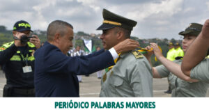 Lee más sobre el artículo Uniformados fueron reconocidos por el alcalde Diego Ramos en el XIII aniversario de la Policía Metropolitana de Pereira