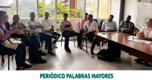 Lee más sobre el artículo Diger Pereira acompañó mesa de trabajo en la vereda Nueva Siria