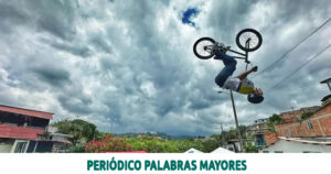 Lee más sobre el artículo UN ESPECTÁCULO FUERA DE SERIE SE VIVIÓ CON EL DOWNHILL URBANO EN VILLA SANTANA