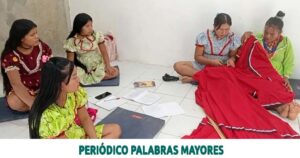 Lee más sobre el artículo Aprendió a leer de adulta y ahora transforma vidas como docente en su comunidad