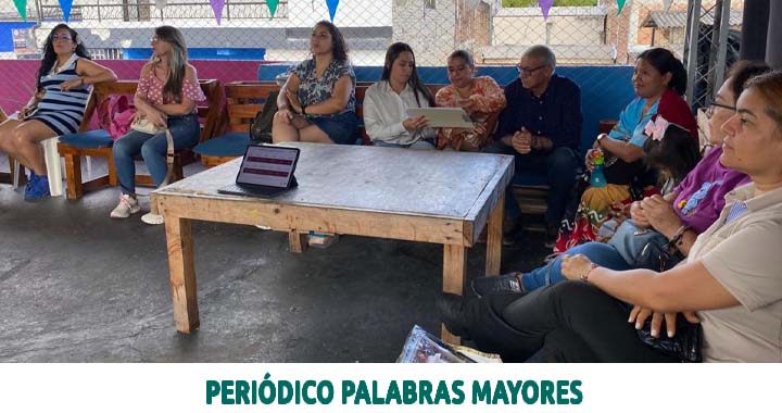 Lee más sobre el artículo Dosquebradas sigue tejiendo oportunidades con el fortalecimiento de 15 artesanos locales