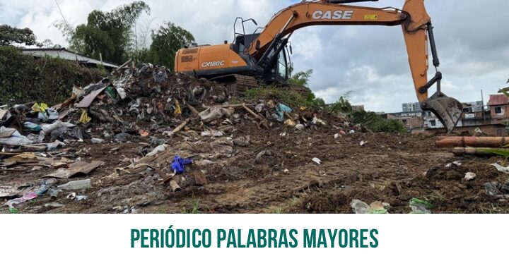 Lee más sobre el artículo ALCALDÍA DE DOSQUEBRADAS RETIRÓ MÁS DE 70 TONELADAS DE RESIDUOS DE BARRO BLANCO Y CONVIERTE ESTE PUNTO EN EJEMPLO DE RECUPERACIÓN AMBIENTAL