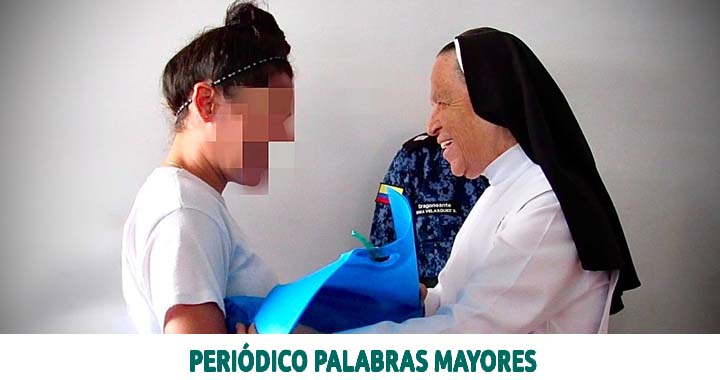 Lee más sobre el artículo Alcaldía de Dosquebradas llevó más de 100 kits escolares a mujeres privadas de la libertad